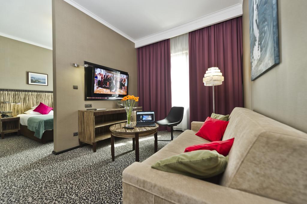 Hotel Fado Spa & Restaurant شفيدنيتسا المظهر الخارجي الصورة