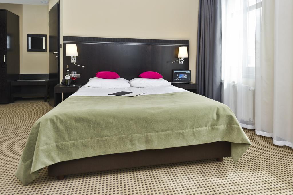 Hotel Fado Spa & Restaurant شفيدنيتسا المظهر الخارجي الصورة